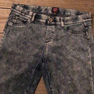 Bebe pull on skinny jeggings